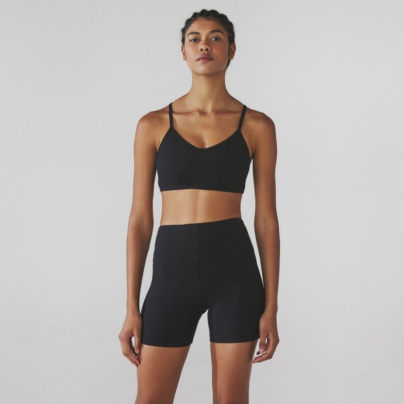 short-preto