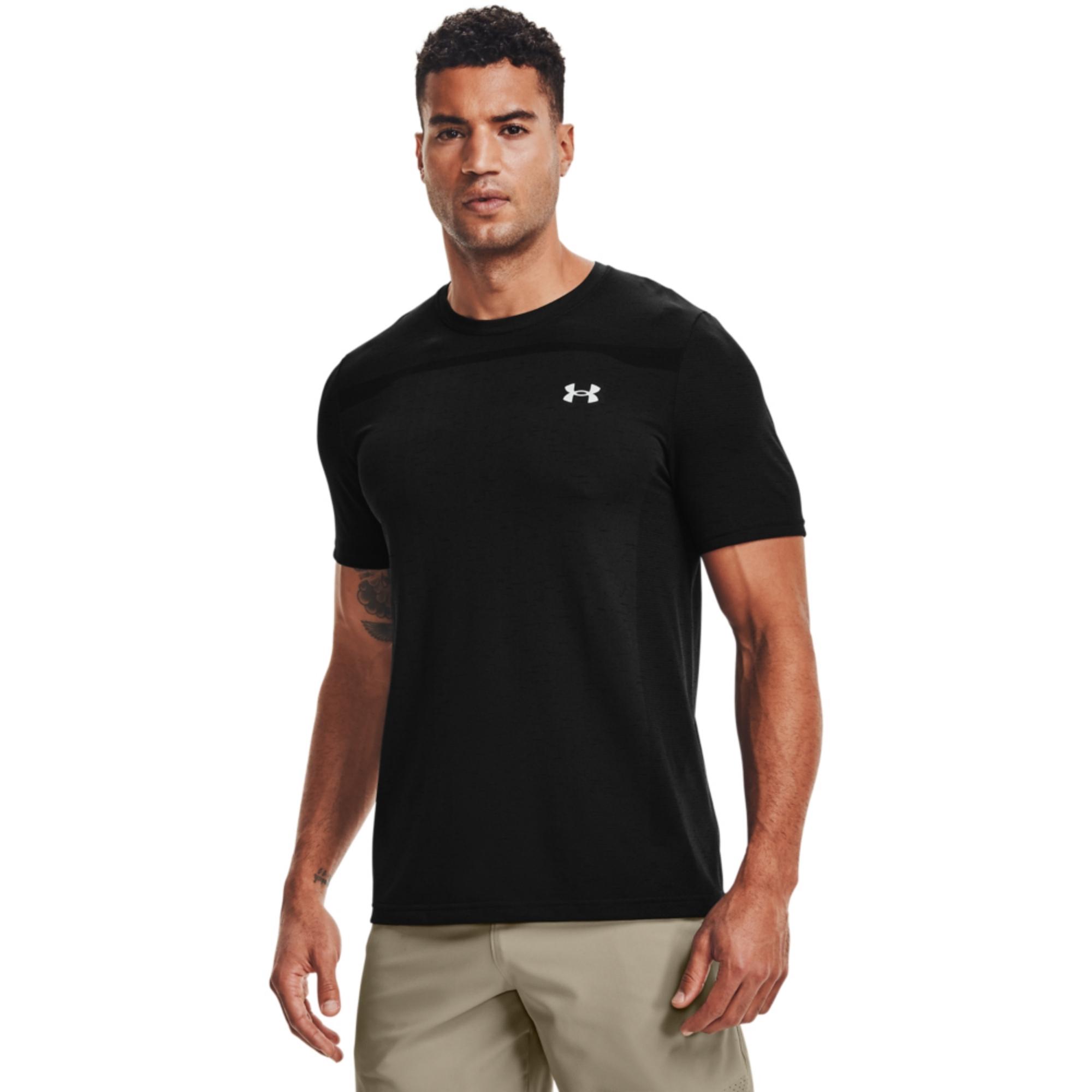 Camiseta Nike Sportswear Essentials Feminina - Dx7906-010