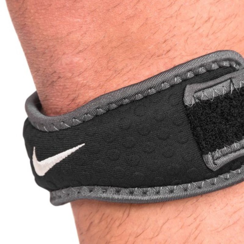 Joelheira-Patelar-Nike-Pro-Patella-Band-2.0---Unissex---Preto-Branco