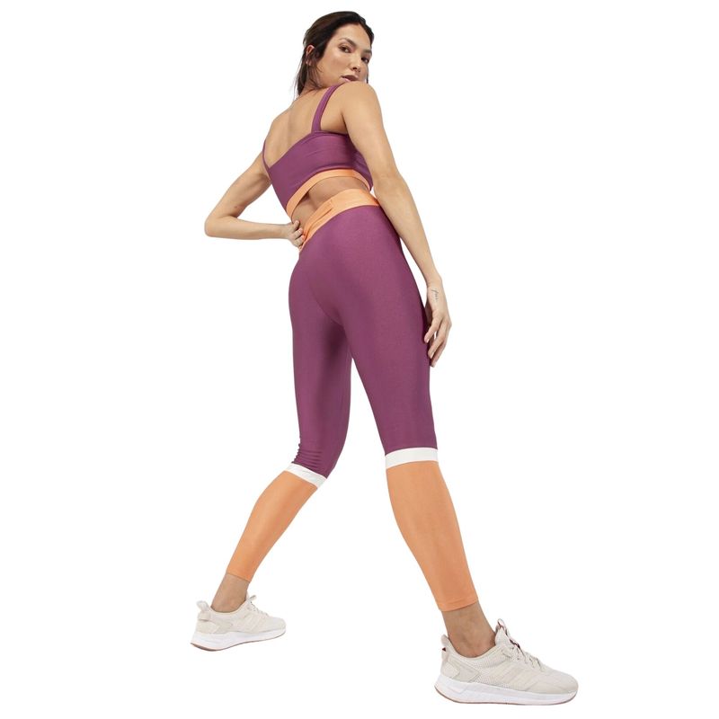 Legging fitness feminina roxo com cós alto e detalhe em v seamless