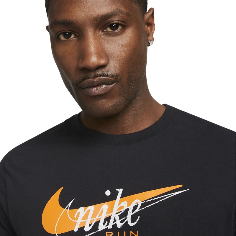 Camiseta Nike Dri-Fit Tee Swoosh - Masculina