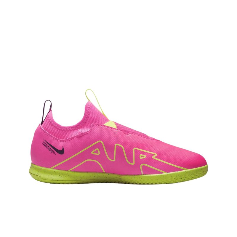 Nike best sale pink futsal