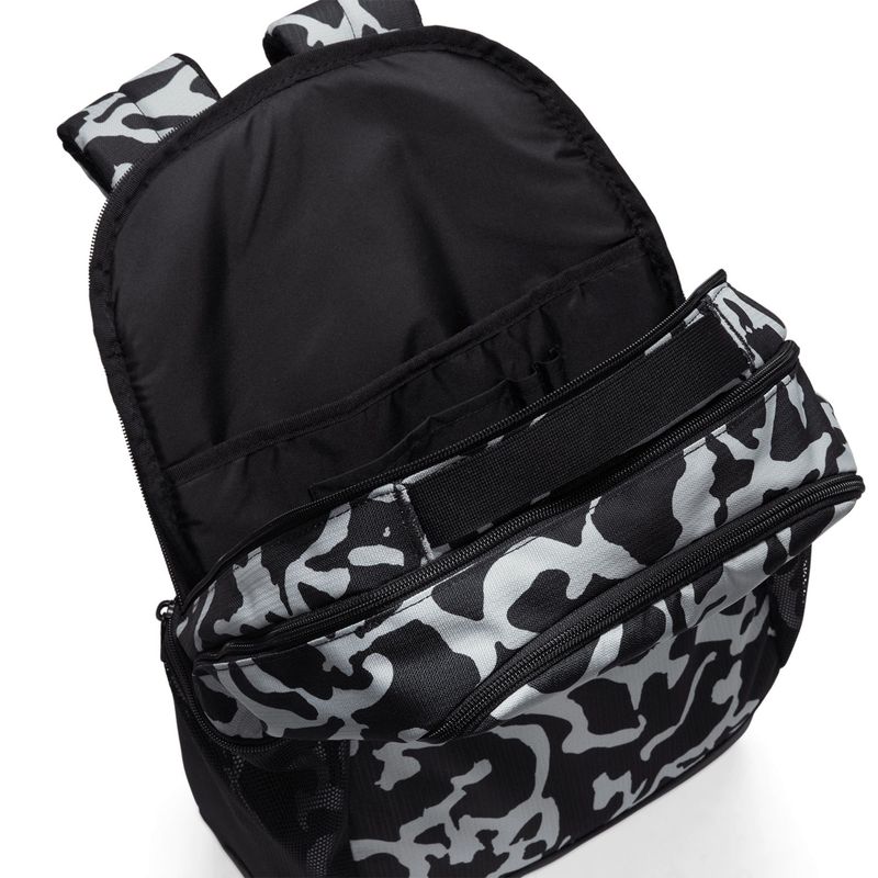 Mochila-Nike-Brasilia-9.5-Cat-24L-Unissex---Preta