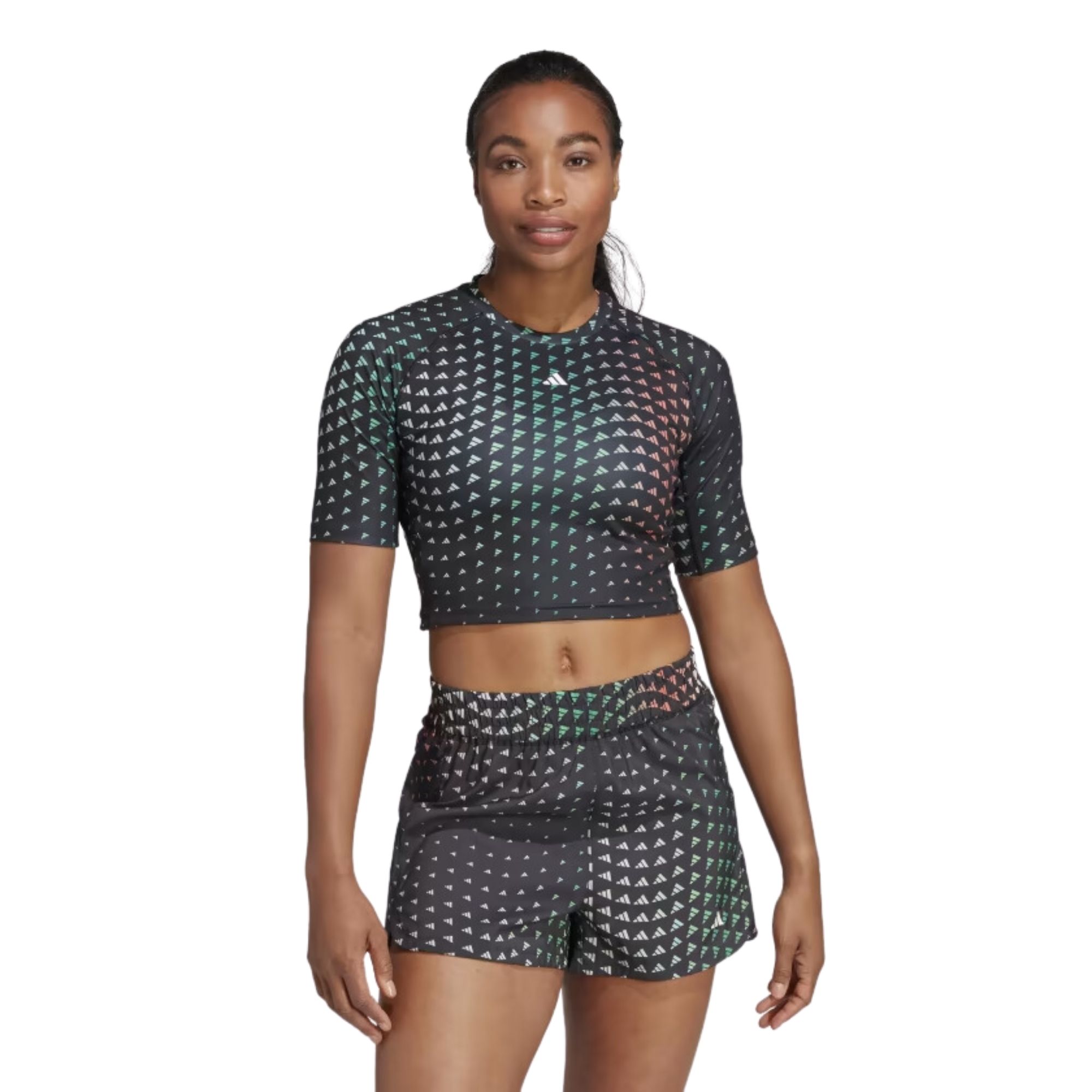Camiseta Cropped Adidas Brand Love Performance Feminina - Preta