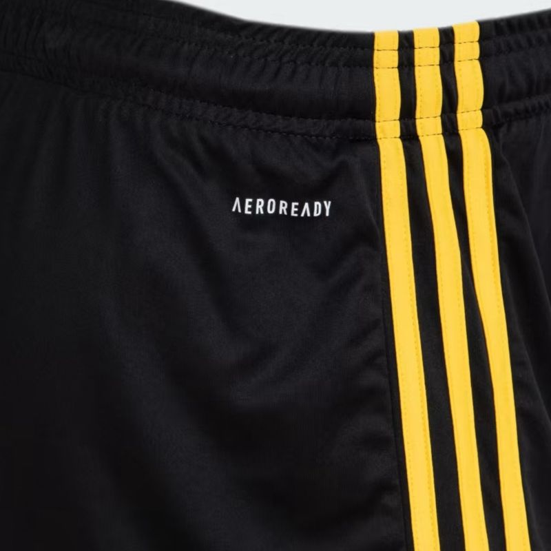 Calcao-Atletico-Mineiro-III-23-Adidas-Masculino---Preto-Amarelo-