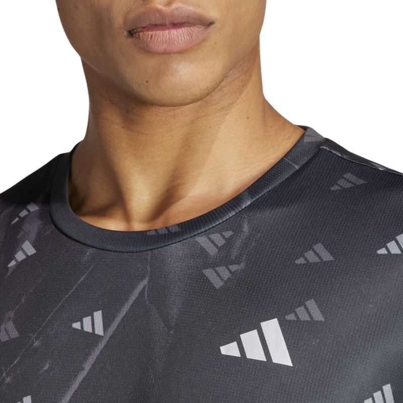 Camiseta-Adidas-Run-It-Brand-Love-Masculina---Preta