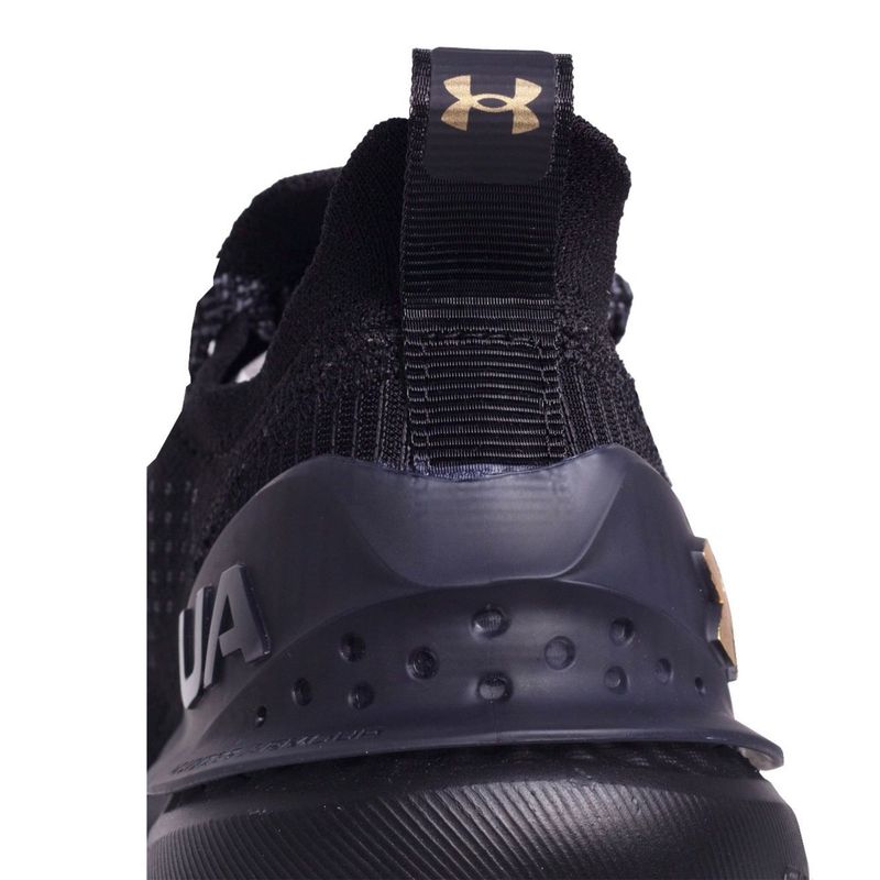 Tenis-Under-Armour-Charged-Quicker-Unissex---Preto-Dourado