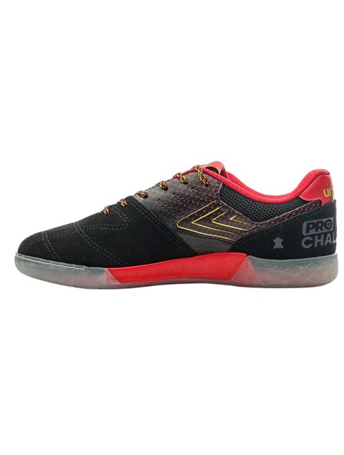 Chuteira Futsal Umbro Challenge Dragon Year Masculina - Preta/Vermelha
