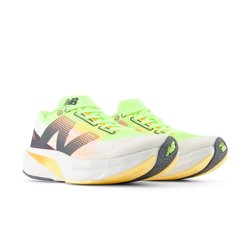 Tênis New Balance Fuelcell Rebel V4 Feminino - Branco/Verde