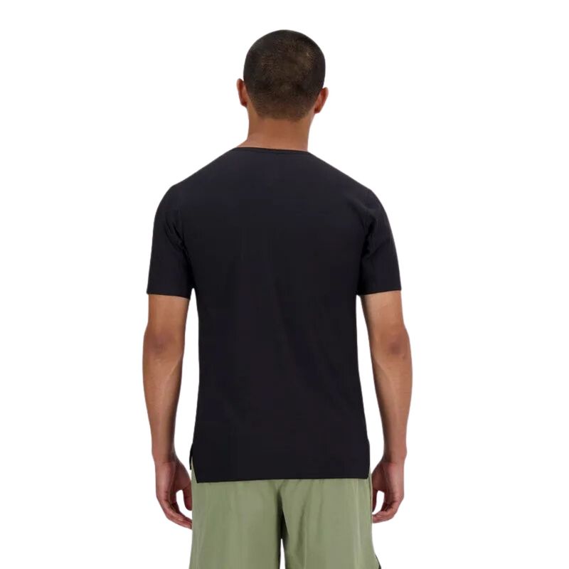 Camiseta New Balance Jacquard Masculina - Preta