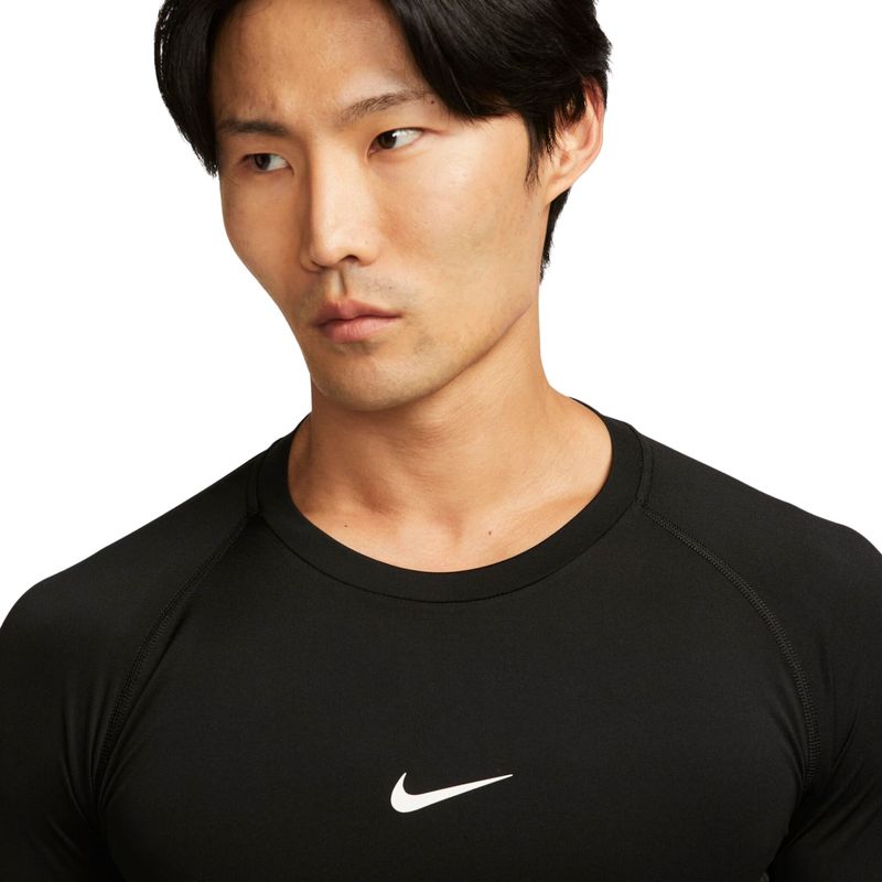 Camiseta Manga Longa Nike Dri-Fit Tight Masculina - Preta