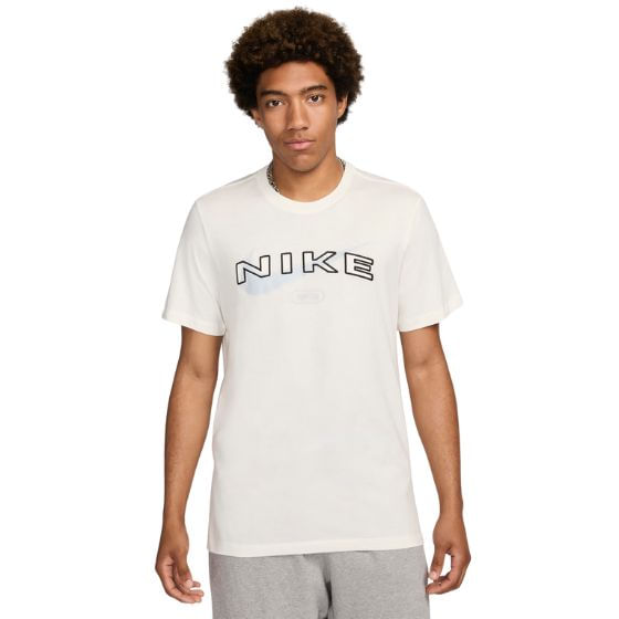 Camiseta Nike Sportswear Club Masculina - Gelo