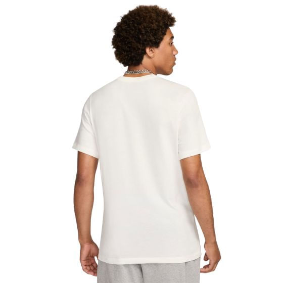 Camiseta Nike Sportswear Club Masculina - Gelo