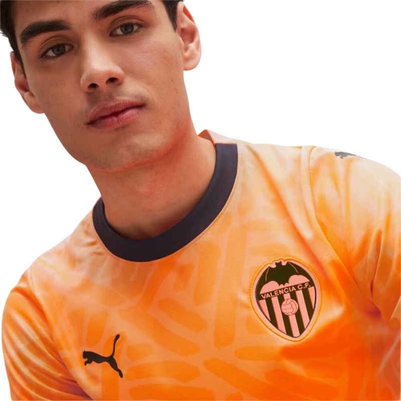 camisa-valencia-iii-2023-24-puma-masculina-laranja