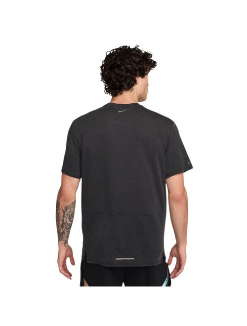 Camiseta Nike Dri-Fit Rise 365 Masculina - Preta