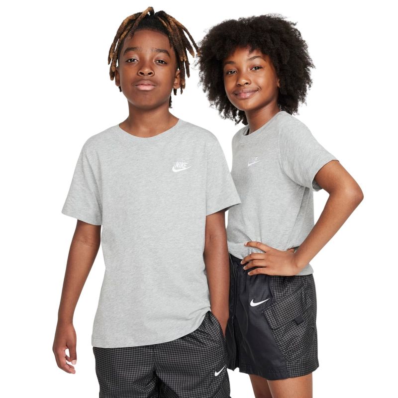 camiseta-nike-sportswear-futura-tee-infantil-cinza