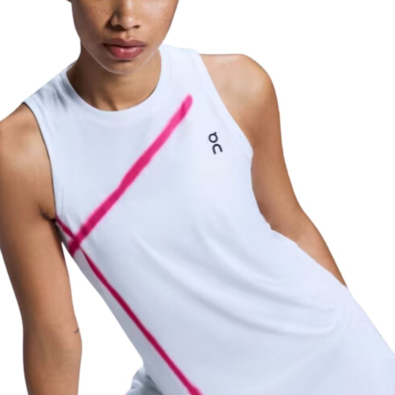 regata-on-running-court-tank-1-feminina-branca