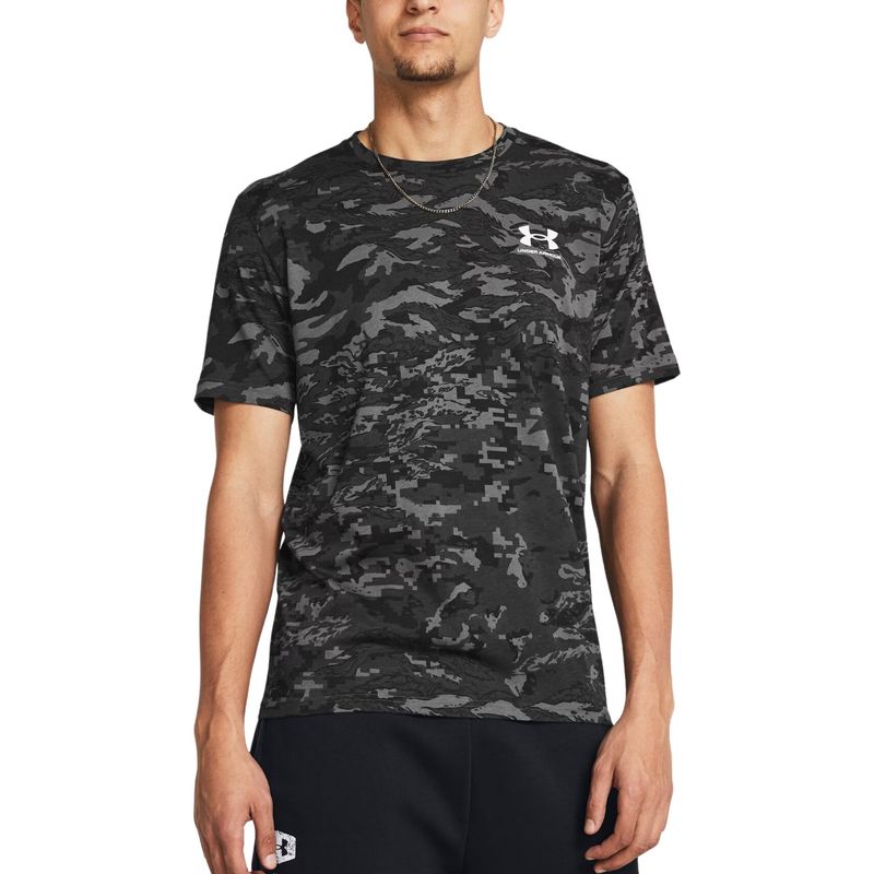 camiseta-under-armour-abc-camo-ss-masculina-preta-camuflada