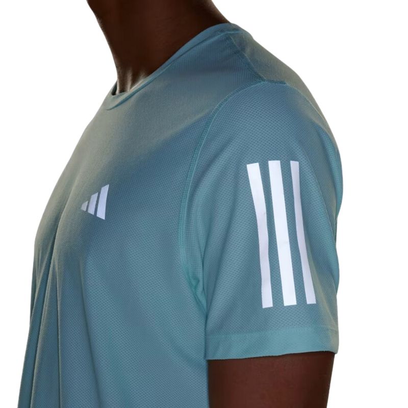 camiseta-adidas-own-the-run-base-masculina-azul-claro