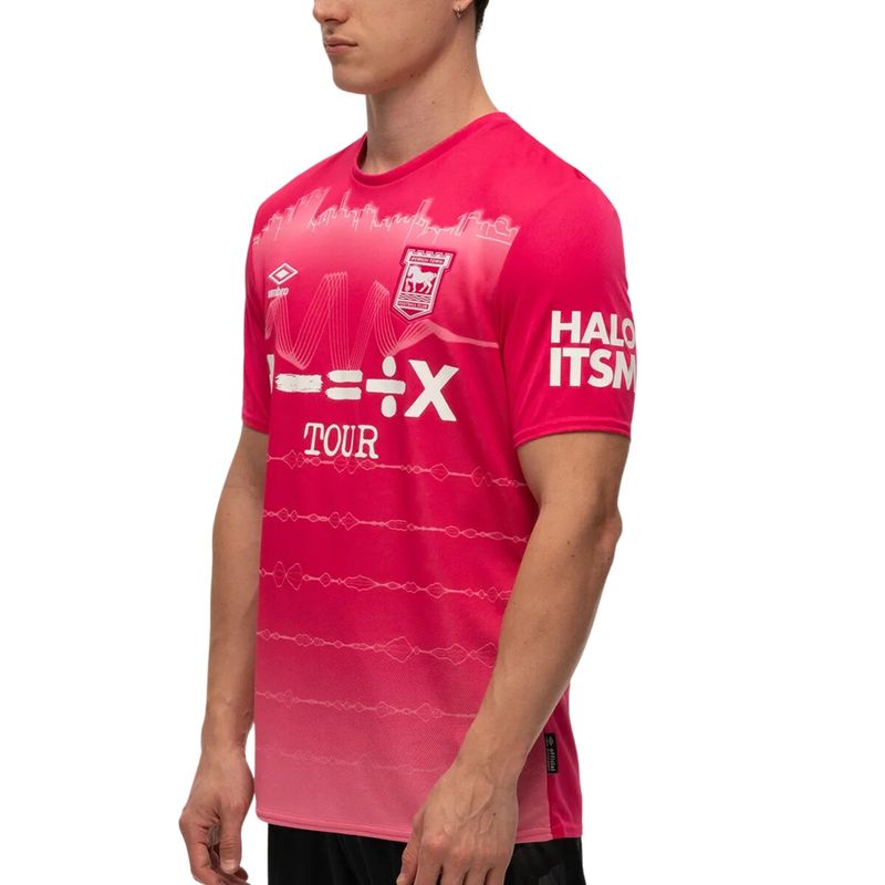 camisa-ipswich-iii-24-25-umbro-jersey-masculina-rosa