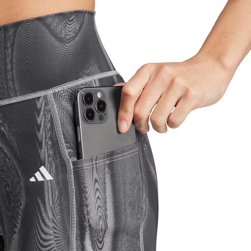 calca-legging-adidas-estampa-optime-feminina-preta-mesclada