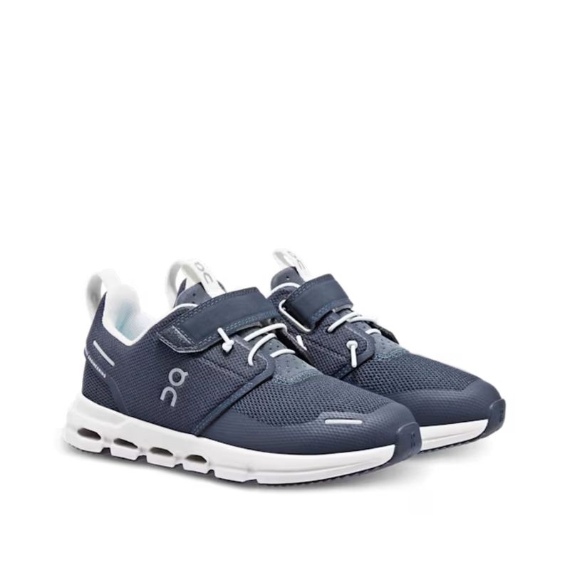 tenis-on-running-cloud-play-infantil-marinho