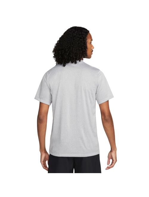Camiseta Nike Dri-Fit Legend Masculina - Cinza