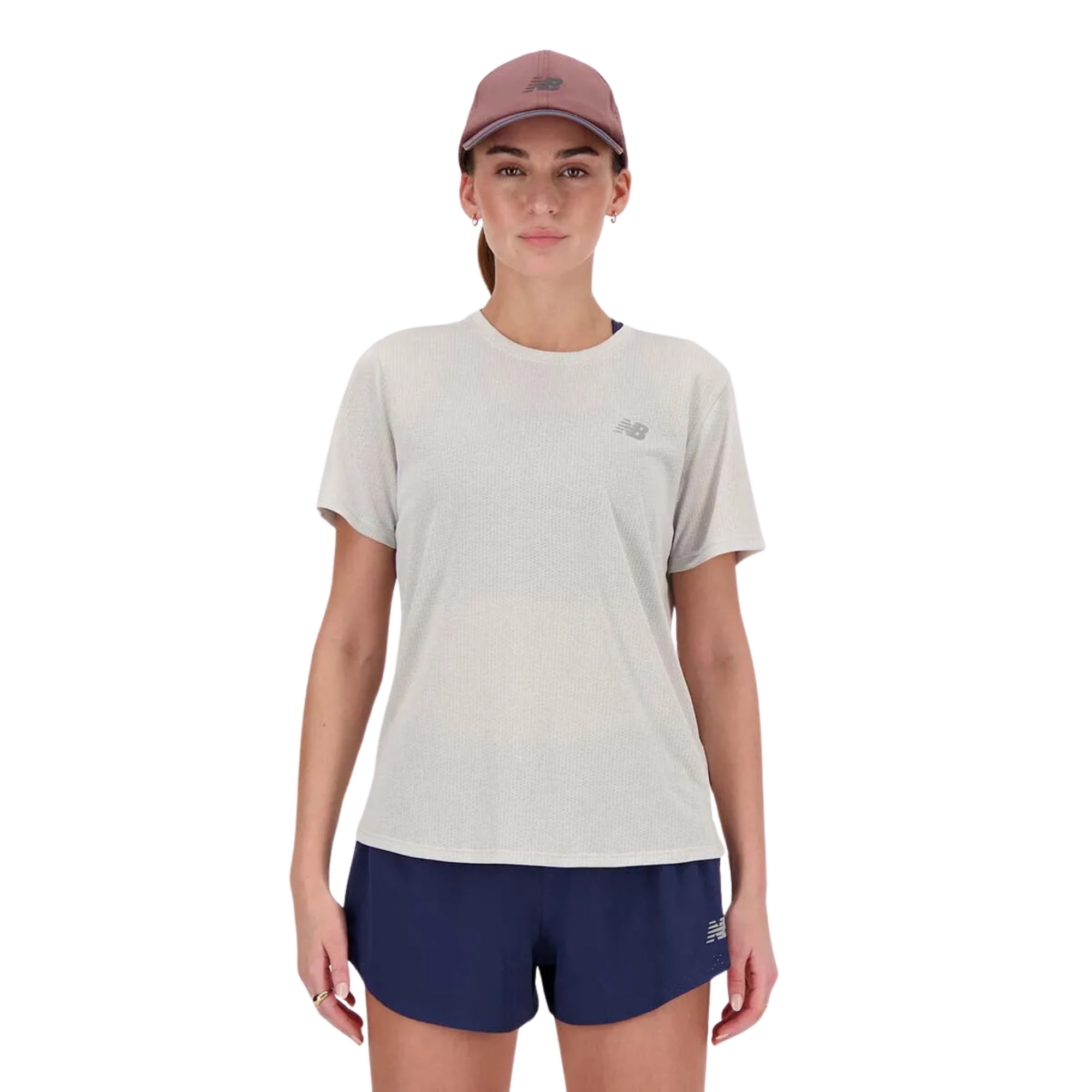 Camiseta New Balance Athletics Run Feminina - Cinza Claro