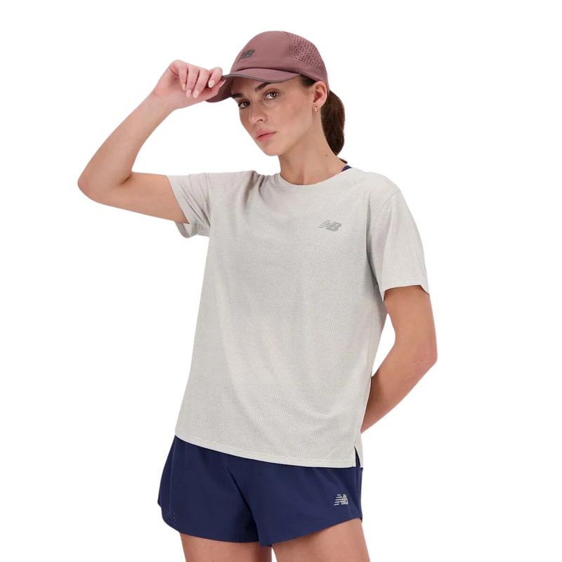 Camiseta-New-Balance-Athletics-Run-Feminina---Cinza-Claro