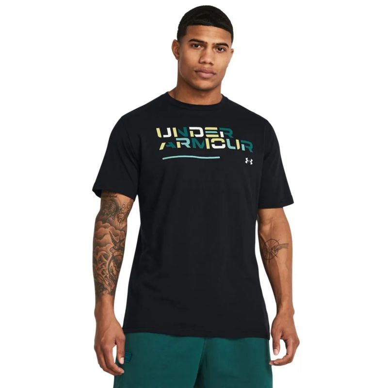 Camiseta-Under-Armour-Colorblock-Wordmark-Masculina---Preta