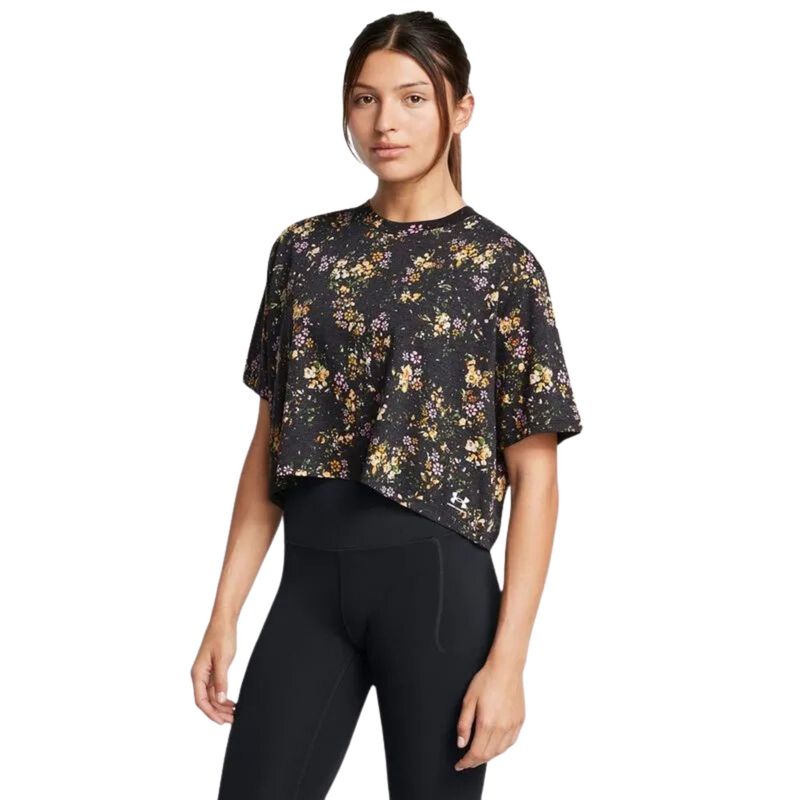 camiseta-under-armour-treino-dark-romantics-feminina-preta-floral
