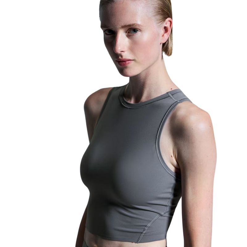 top-on-running-studio-crop-feminino-cinza