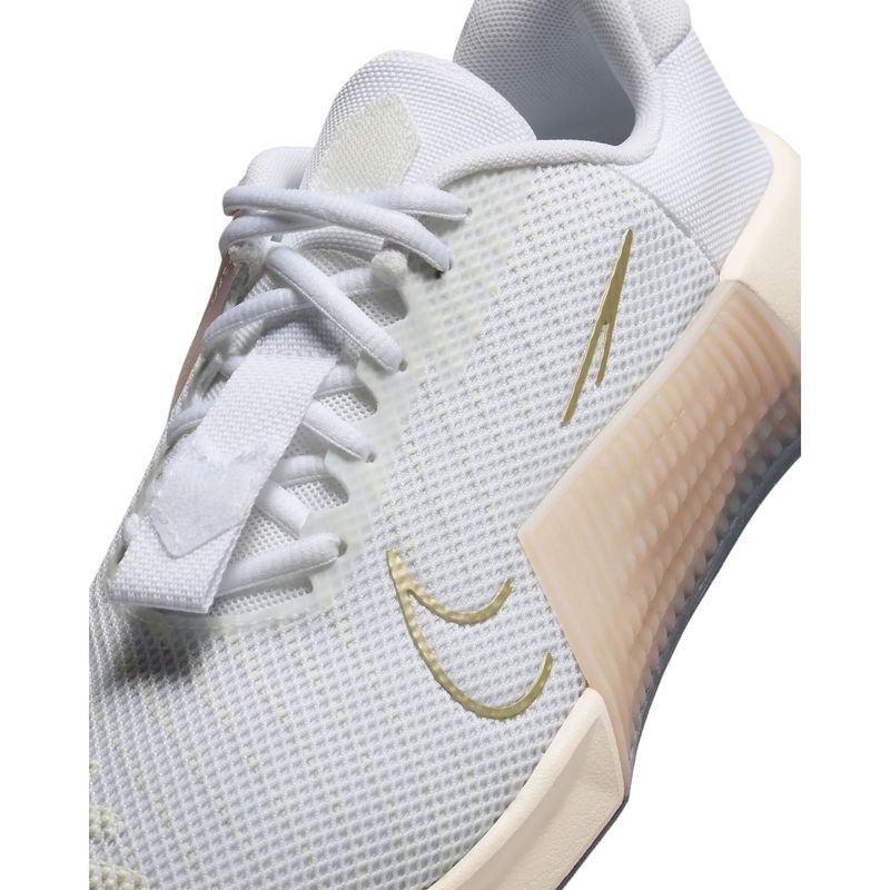 Tênis Nike Metcon 9 Feminino - Branco/Rosa