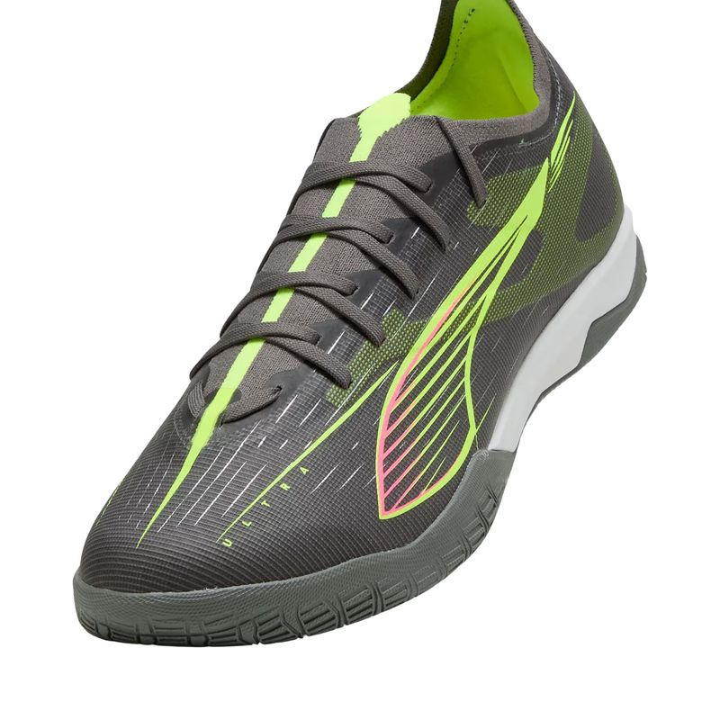 chuteira-futsal-puma-ultra-5-match-unissex-cinza