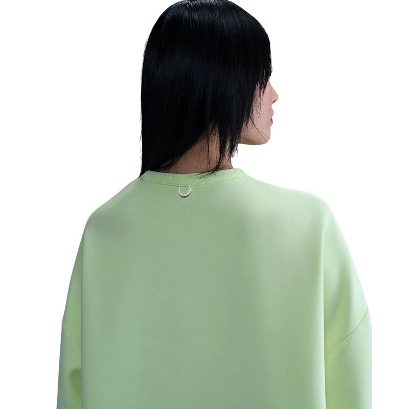 blusao-nike-24.7-impossibly-soft-knit-crew-feminino-amarelo