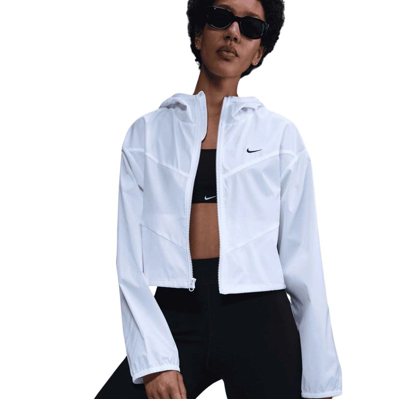 jaqueta-com-capuz-nike-corta-vento-ltwt-hded-feminina-branca