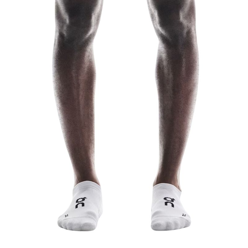kit-meia-on-running-core-run-sock-low-2-pares-unissex-cinza