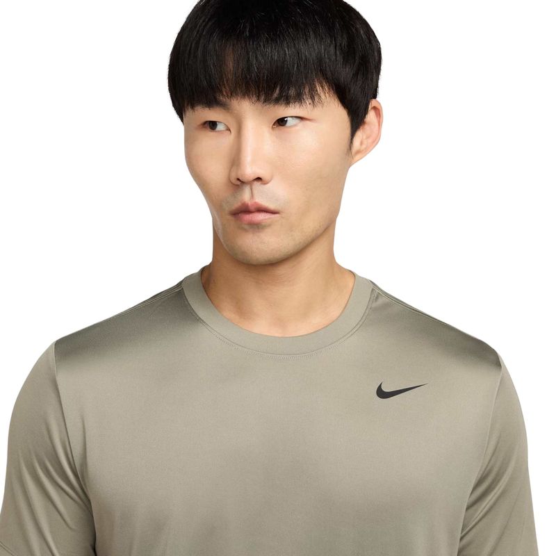 camiseta-nike-dri-fit-legend-reset-masculina-verde