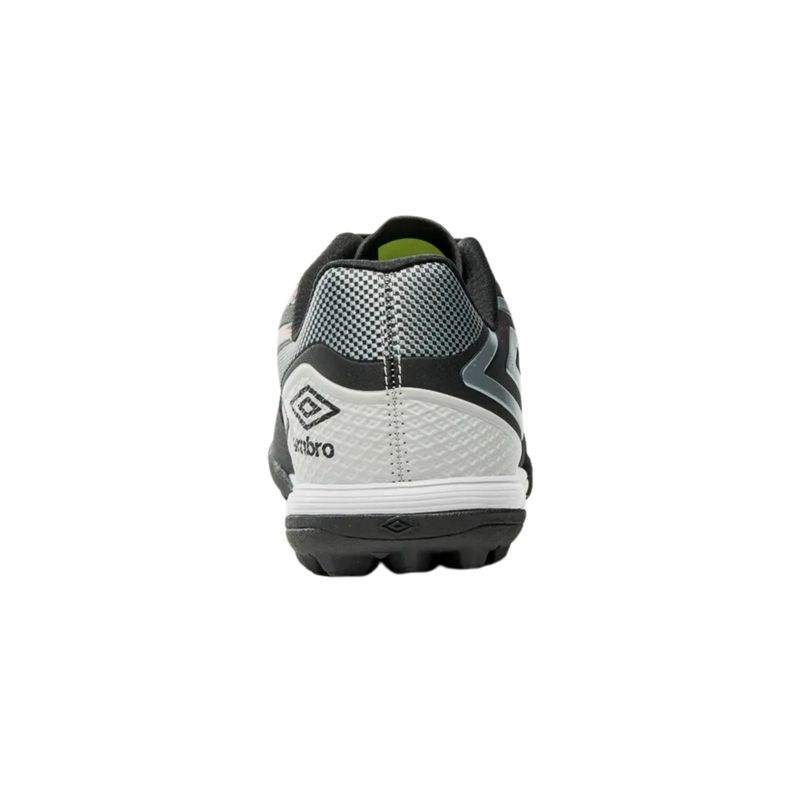 Chuteira-Society-Umbro-Pro-5-Bump-Club-Masculina-Preta-Laranja