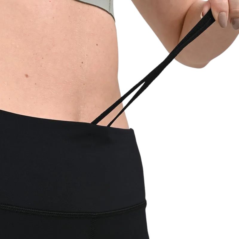 shorts-under-armour-launch-6-feminino-preto