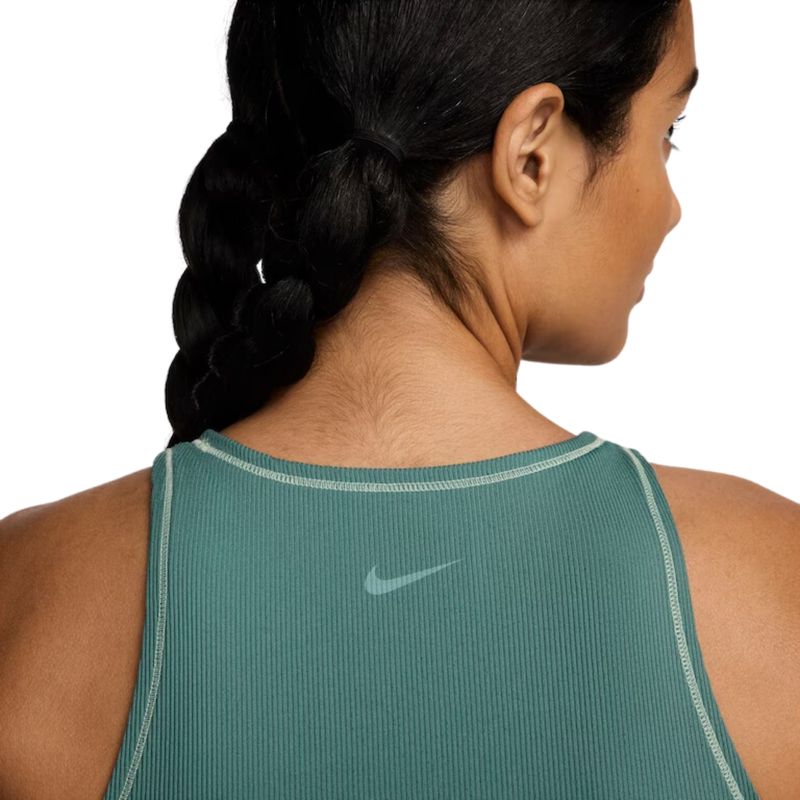 Regata-Nike-One-Feminina---Verde