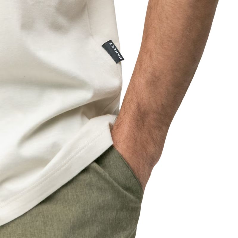 camiseta-oakley-patch-2.0-masculina-bege