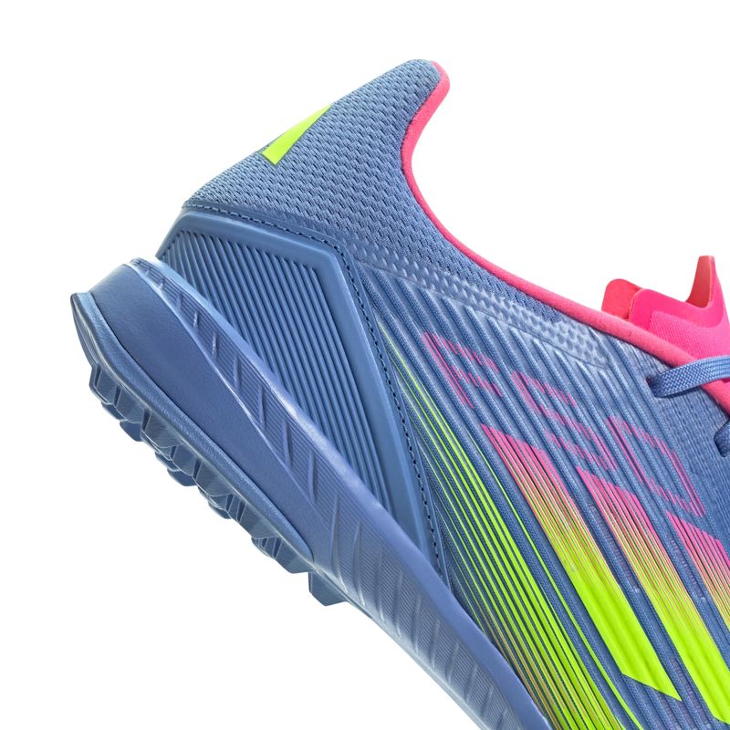 chuteira-society-adidas-f50-league-masculina-azul-rosa