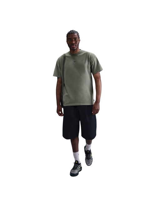 Camiseta Nike Sportswear Premium Essentials Masculina - Verde