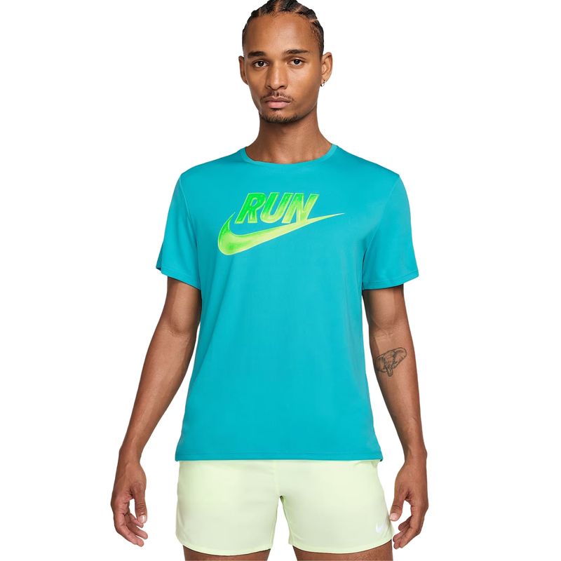 camiseta-t-nike-miler-run-energy-masculina-verde