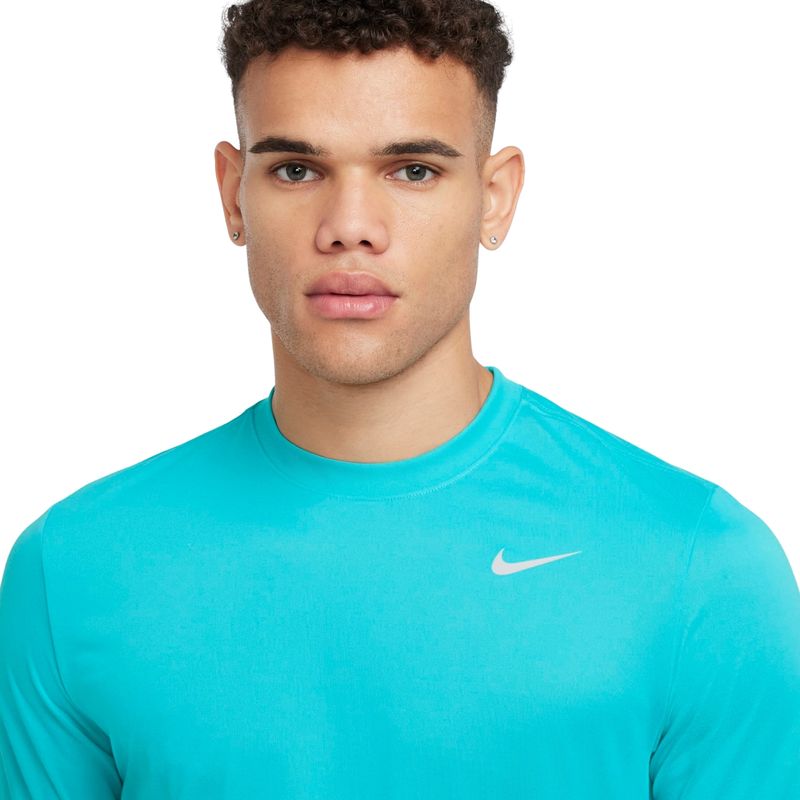 camiseta-nike-dri-fit-legend-reset-masculina-verde