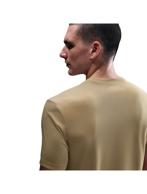 Camiseta Nike Dri-Fit Legend Masculina - Marrom