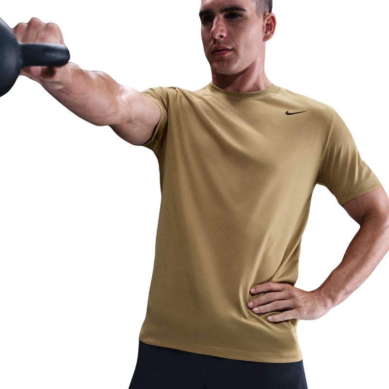 camiseta-nike-dri-fit-legend-masculina-marrom