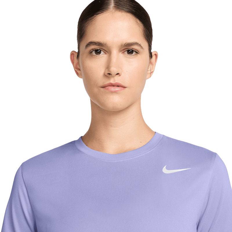 camiseta-nike-dri-fit-feminina-lilas