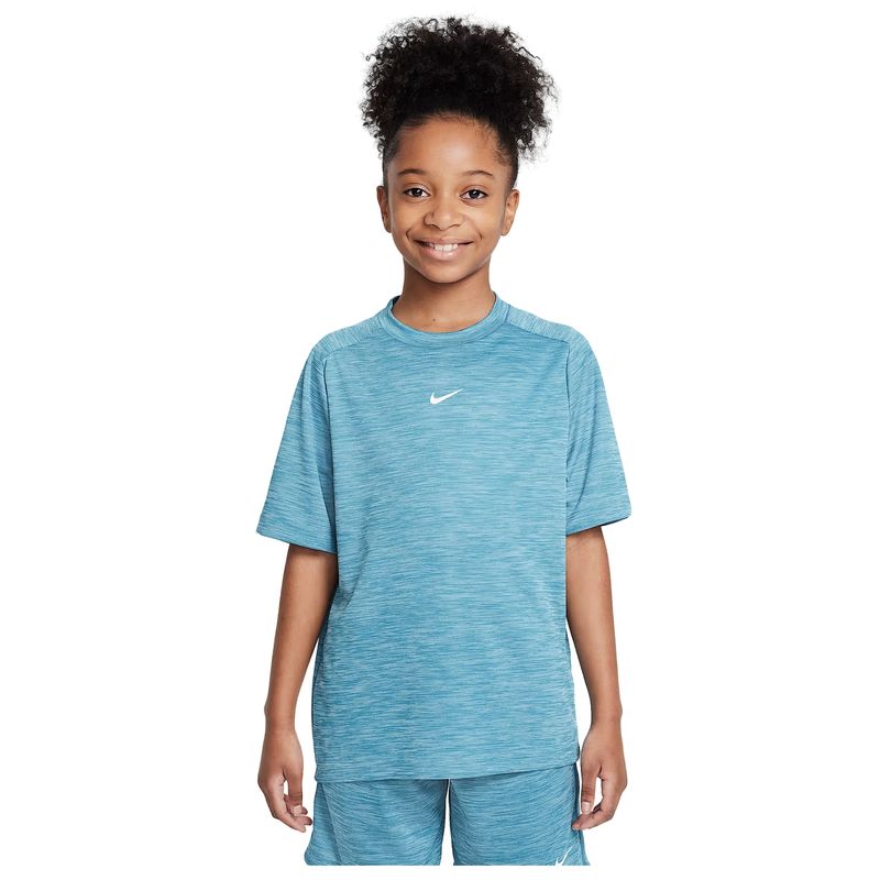 camiseta-nike-multi-dri-fit-infantil-azul-claro